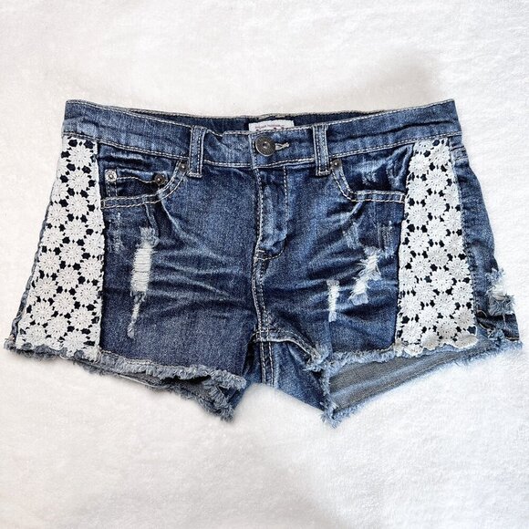 Mudd Pants - Mudd Denim Shorts | 2.5" Inseam | Dark Wash | Size 7 | Distressed | Lace | Y2K